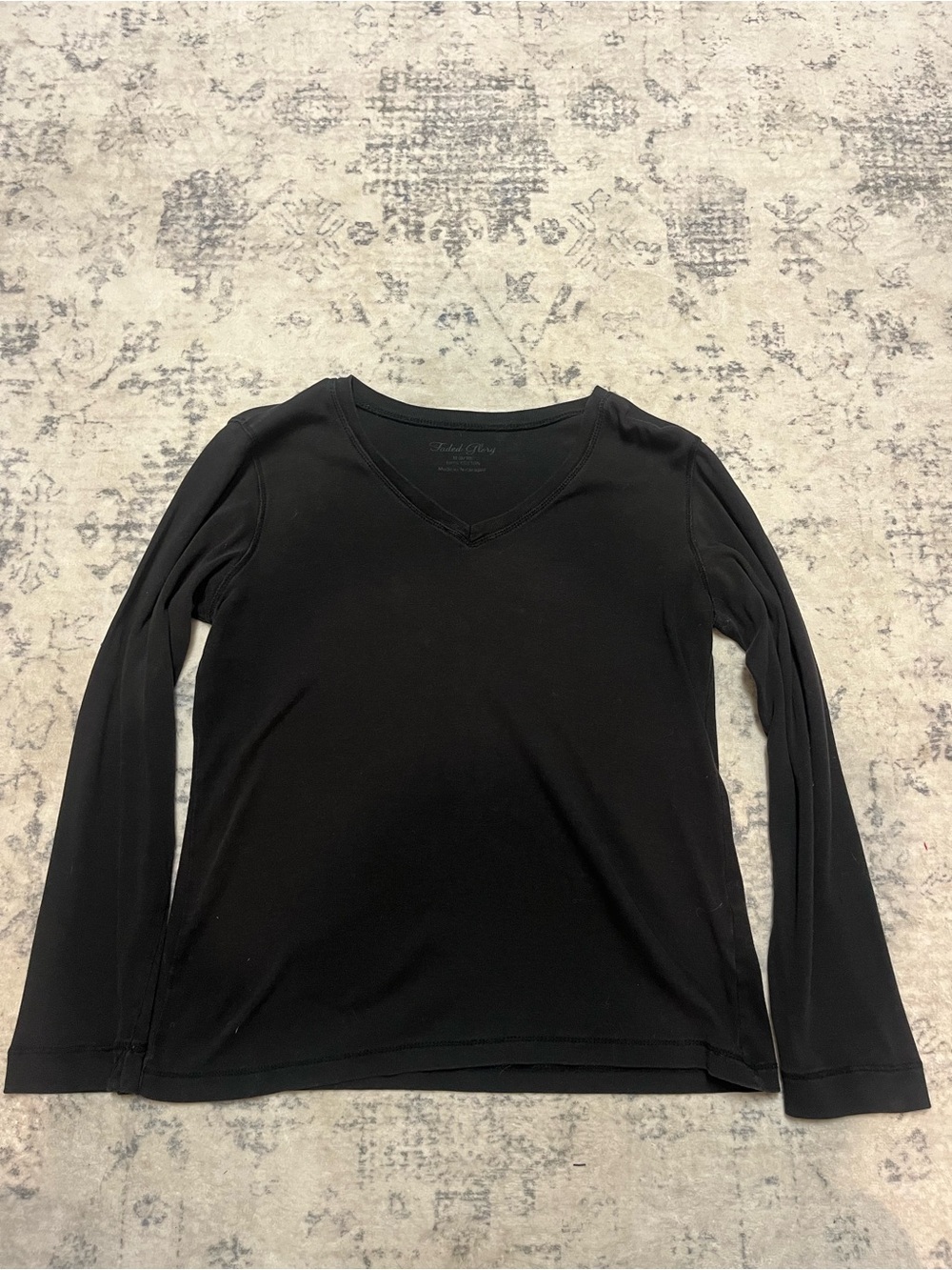 Black Faded glory long sleeve- M